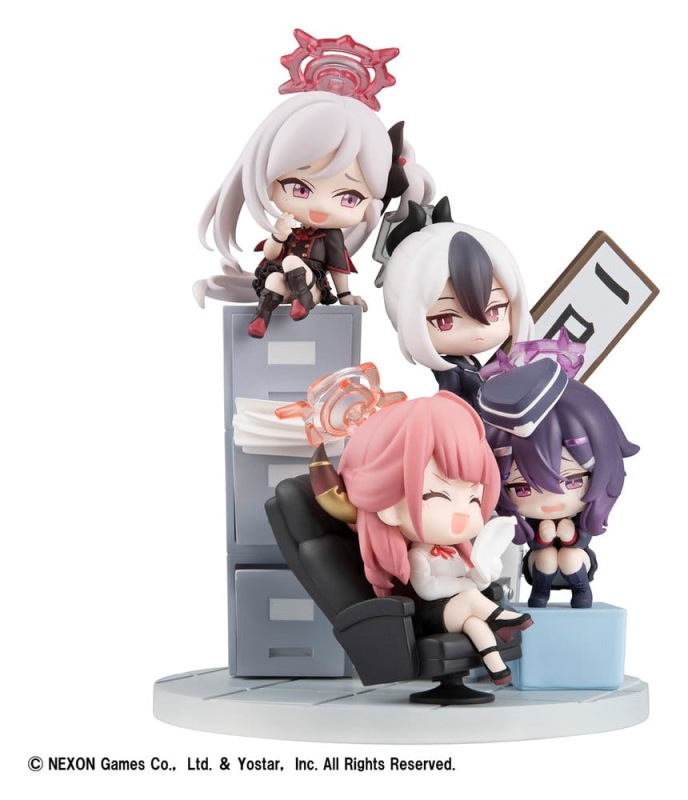 Blue Archive FigUnity PVC Figure 14 cm (with gift) 2