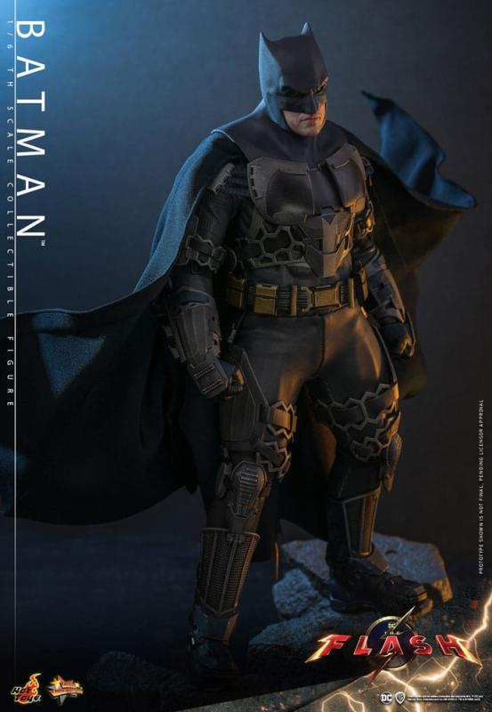 The Flash Movie Masterpiece Action Figure 1/6 Batman 30 cm 3