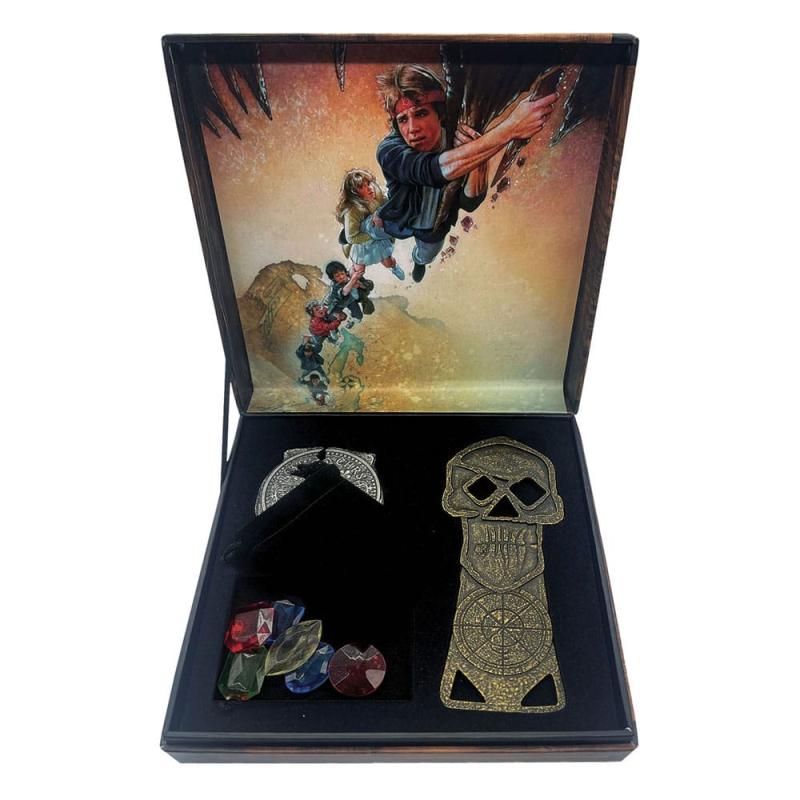 The Goonies Replica Treasure Set Limited Edition