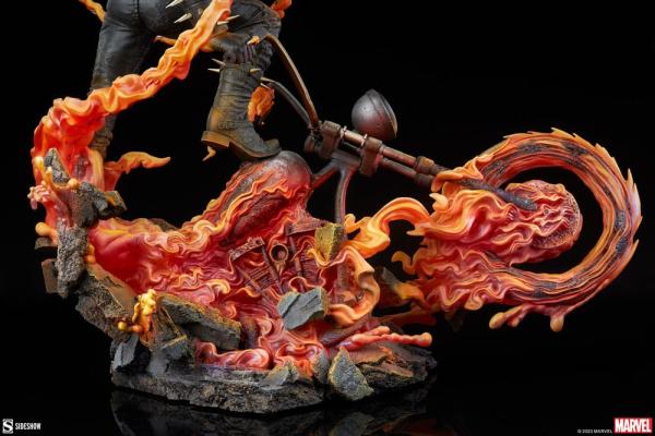 Marvel: Ghost Rider 53 cm Premium Format Statue - Sideshow Collectibles