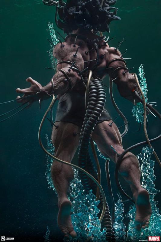 Marvel Premium Format Statue Wolverine: Weapon X 64 cm 4