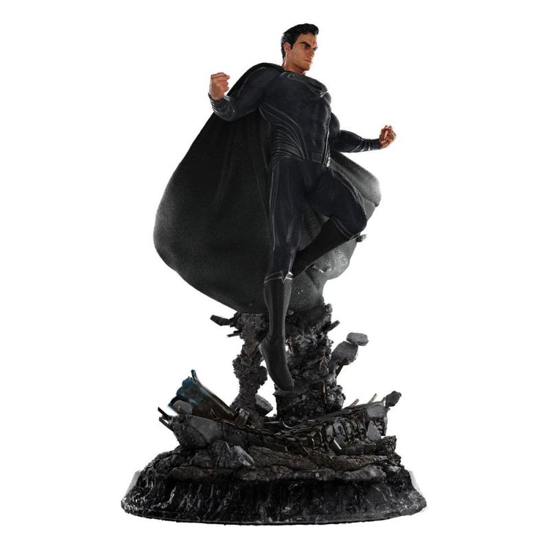 Zack Snyder's Justice League Statue 1/4 Superman Black Suit 65 cm 9