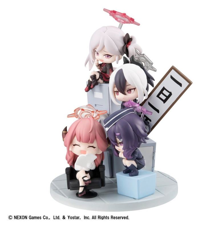 Blue Archive FigUnity PVC Figure 14 cm (with gift) 1
