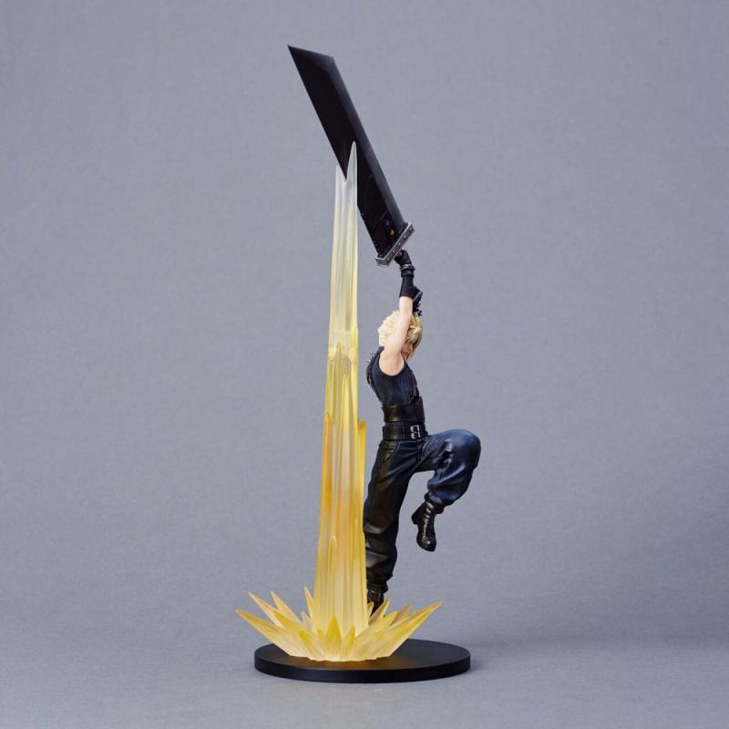 Final Fantasy VII Rebirth PVC Figure Cloud Strife 30 cm