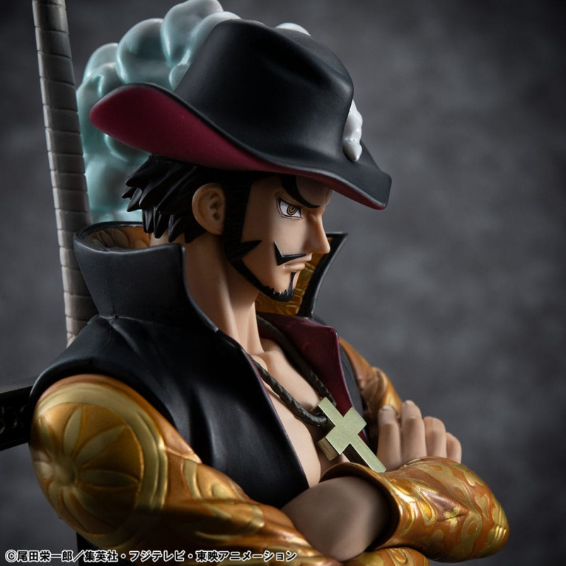 One Piece P.O.P SA-MAXIMUM PVC Statue Hawk Eye Dracule Mihawk Ver. R 29 cm 10