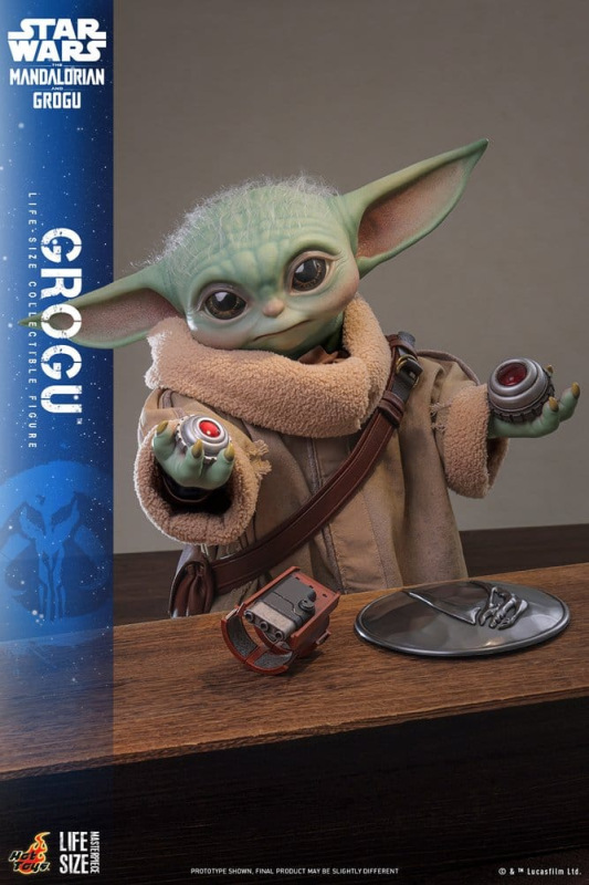 Star Wars: The Mandalorian & Grogu Life-Size Figure Grogu 38 cm 3
