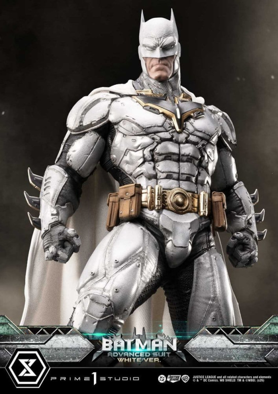 DC Comics Ultimate Museum Masterline Statue Batman Advanced Suit White Version (Design By Josh Nizzi 2