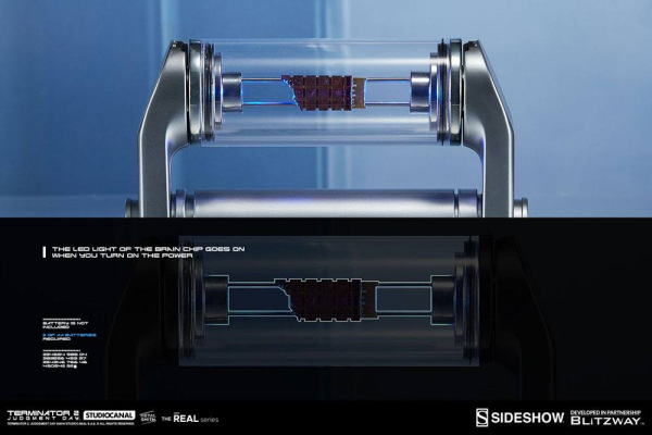 Terminator 2 The Real Replica 1/1 T-800 Endoskeleton Arm & Brain Chip Set 4