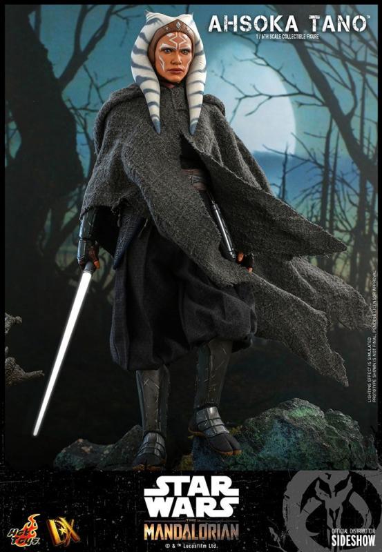 Star Wars The Mandalorian: Ahsoka Tano 1/6 Action Figure - Hot Toys