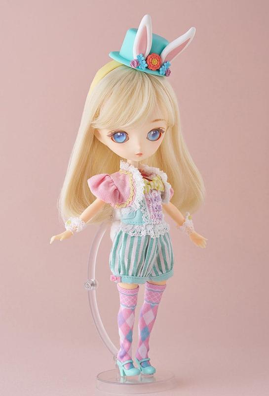 Harmonia Bloom Seasonal Doll Action Figure Chatty 23 cm