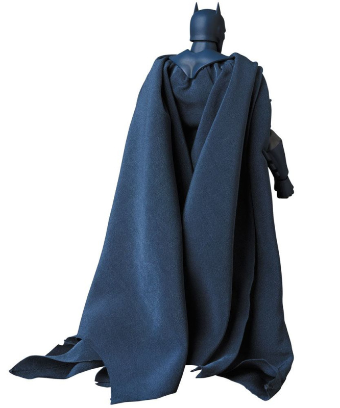 DC Comics MAFEX Action Figure Batman Hush Ver. (Reproduction) 16 cm 6