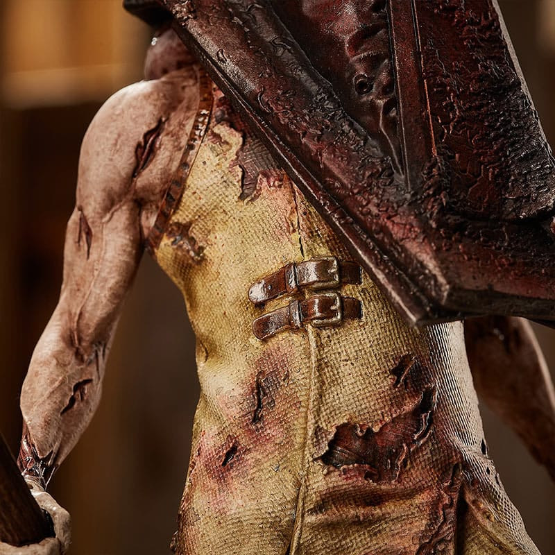 Silent Hill PVC Statue Red Pyramid Thing 30 cm 3