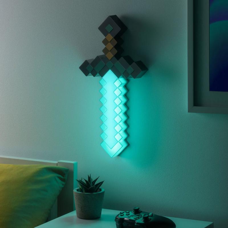 Minecraft: Diamond Sword Light