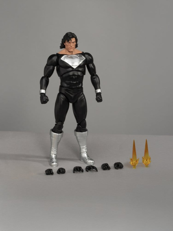 DC Comics Action Figure Superman Recovery Suit 21 cm 1