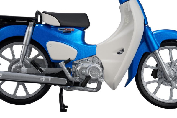 Honda Kaitanics Plastic Model Kit Super Cub 110 Glint Wave Blue Metalic 2
