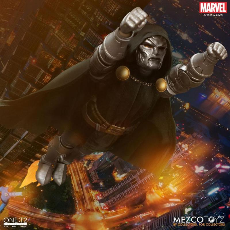 Marvel: Doctor Doom 1/12 Action Figure - Mezco Toys