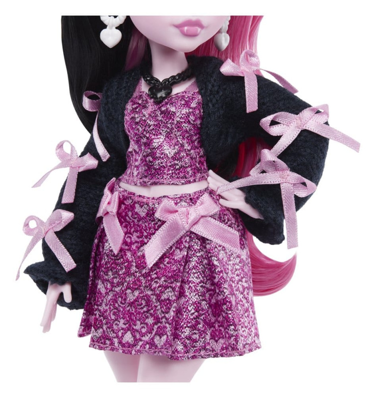 Monster High Doll Draculaura 7