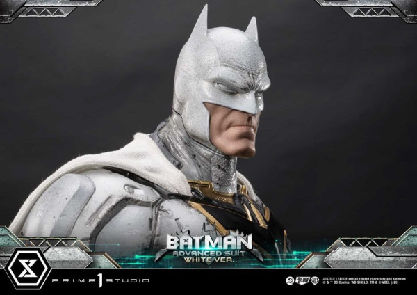 DC Comics Ultimate Museum Masterline Statue Batman Advanced Suit White Version (Design By Josh Nizzi 9