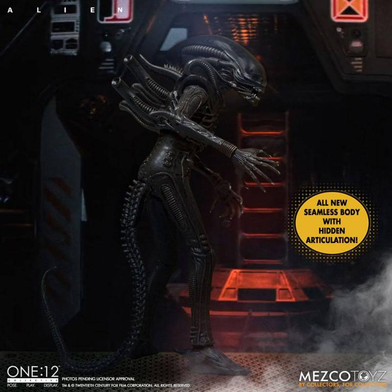 Alien: Alien 1/12 Action Figure - Mezco Toys