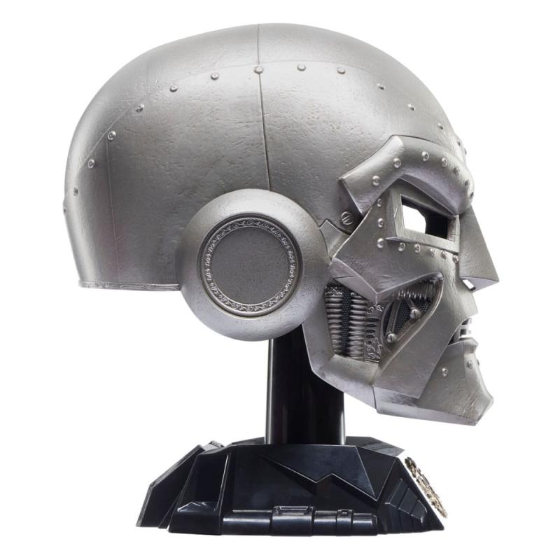 Marvel Legends Roleplay Replica Doctor Doom Premium Helmet 8