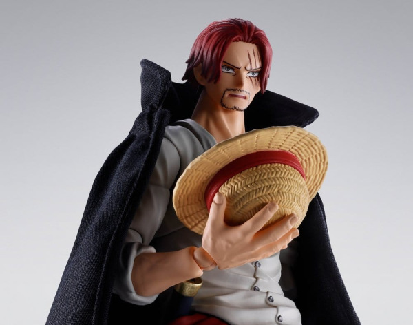 One Piece S.H.Figuarts Action Figure Shanks -Marineford- 17 cm 2