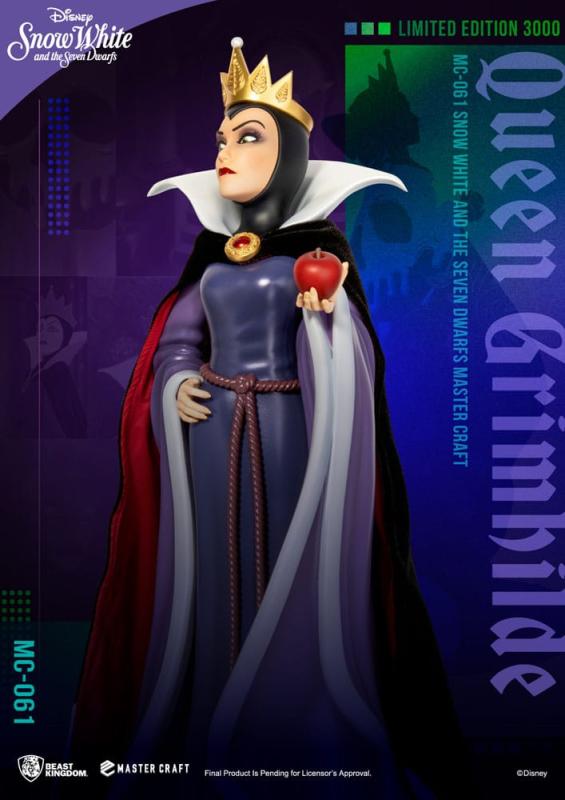 Disney Snow White and the Seven Dwarfs Master Craft Statue Queen Grimhilde 41 cm 3