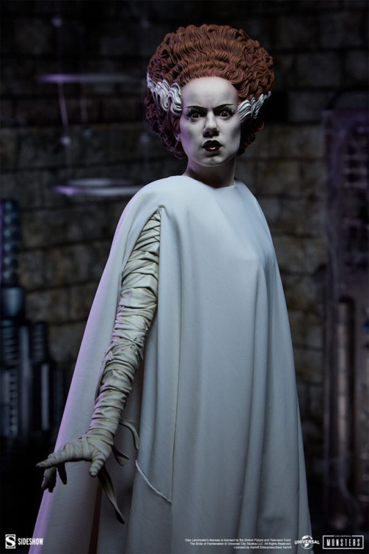Bride of Frankenstein Premium Format Mixed Media Statue The Bride of Frankenstein (Fabric Costume) 5 5