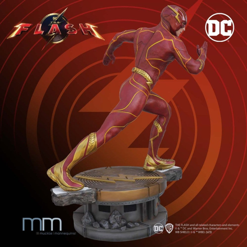 The Flash Life-Size Statue Flash 210 cm 4