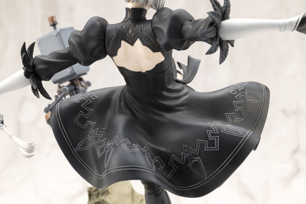 Nier:Automata Ver. 1.1a ARTFX J Statue 1/8 2B 24 cm 6