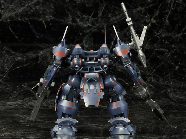 Armored Core V Plastic Model Kit 1/72 KT-104 Perun Hanged Man Rematch Ver. 18 cm