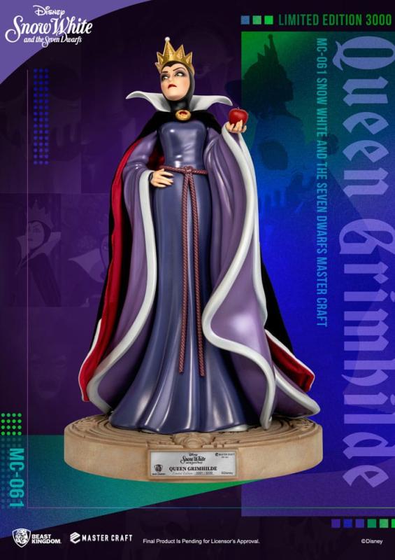 Disney Snow White and the Seven Dwarfs Master Craft Statue Queen Grimhilde 41 cm 5