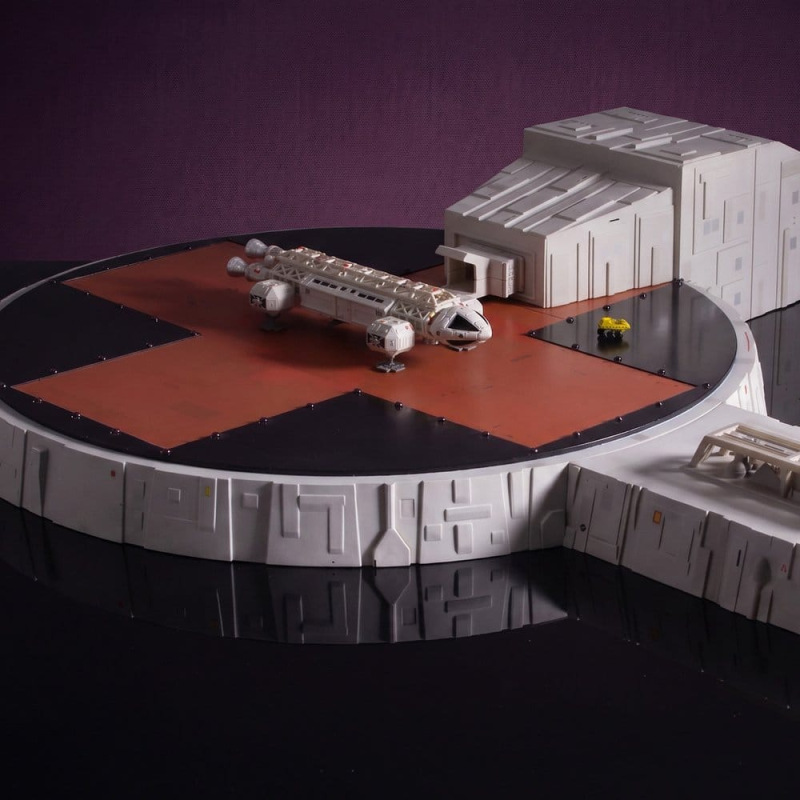 Space 1999 Playset Landing Pad (with Eagle Transporter) 46 cm 10