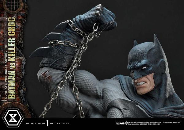 Batman: Batman Versus Killer Croc 71 cm Masterline Series Statue - Prime 1