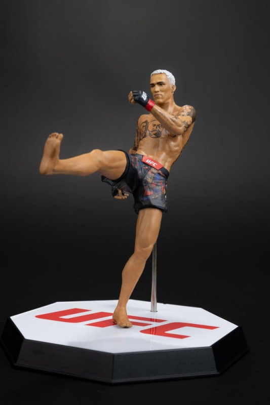 UFC Posed PVC Statue Charles Oliveira 17 cm 9