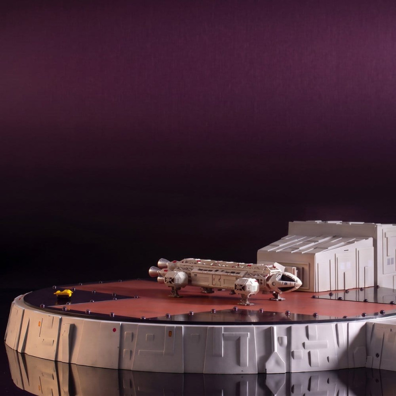 Space 1999 Playset Landing Pad (with Eagle Transporter) 46 cm 2