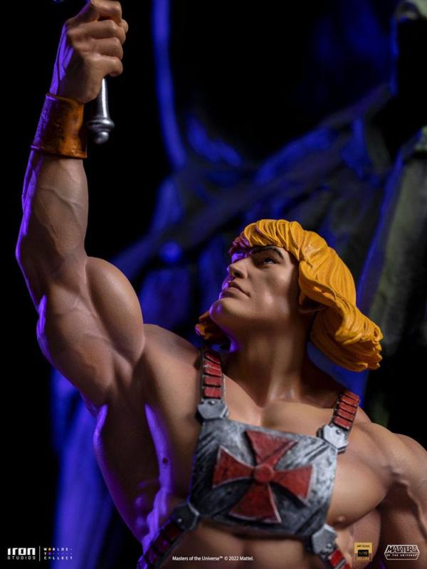 Masters of the Universe: He-Man 1/10 Deluxe Art Scale Statue - Iron Studios