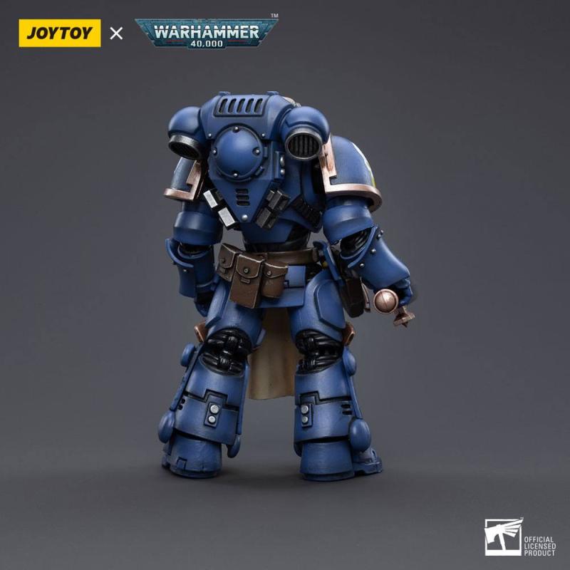 Warhammer 40k: Ultramarines Company Champion 1/18 Action Figure - Joy Toy (CN)