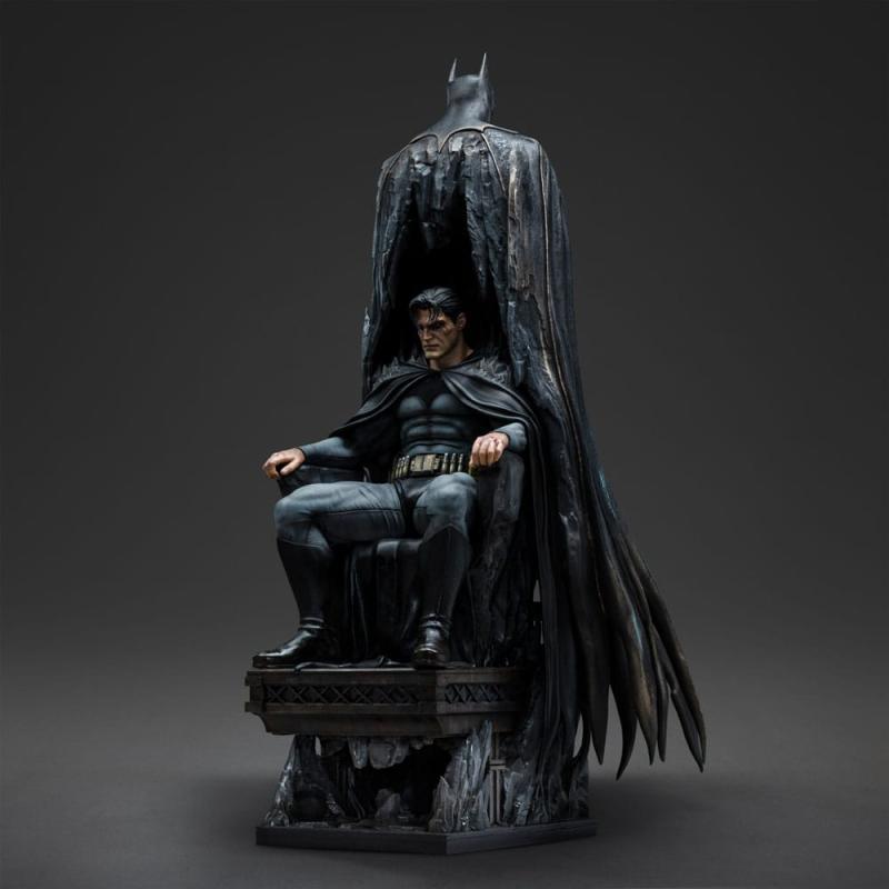 DC Comics Legacy Replica Statue 1/4 Batman and Bruce Wayne 79 cm 3