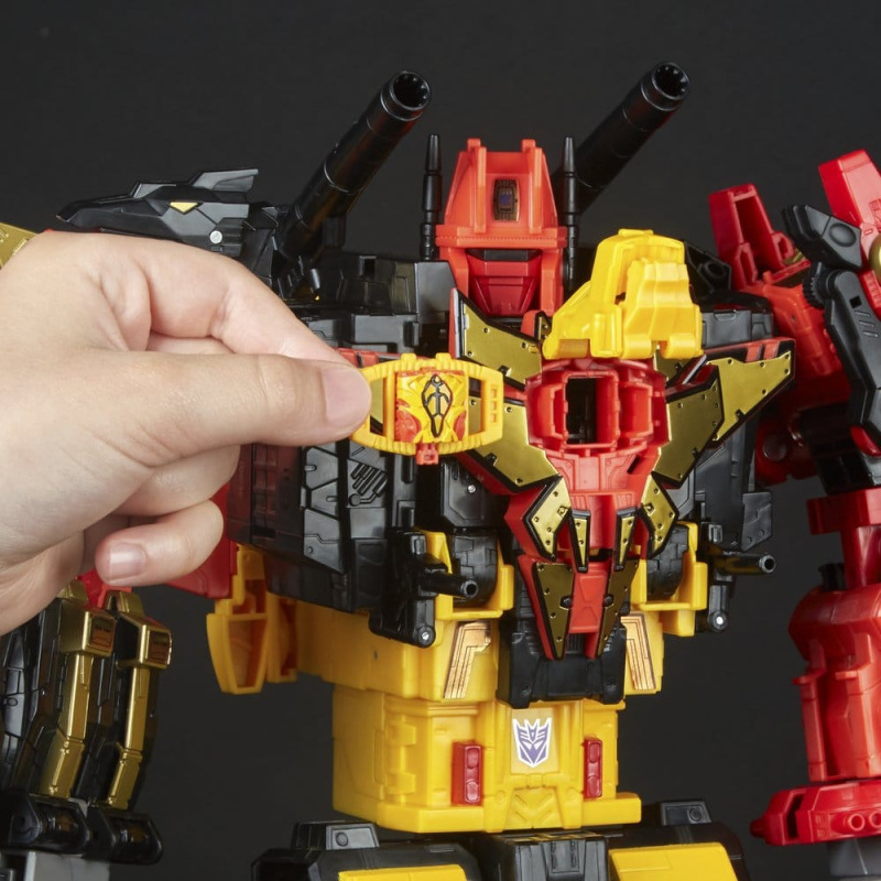 Transformers Power of the Primes Combiner Action Figure Predaking 45 cm 7