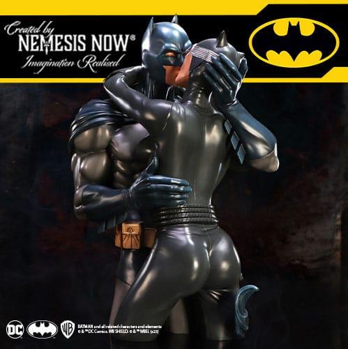 DC Comics: Batman & Catwoman 30 cm Bust  - Nemesis Now