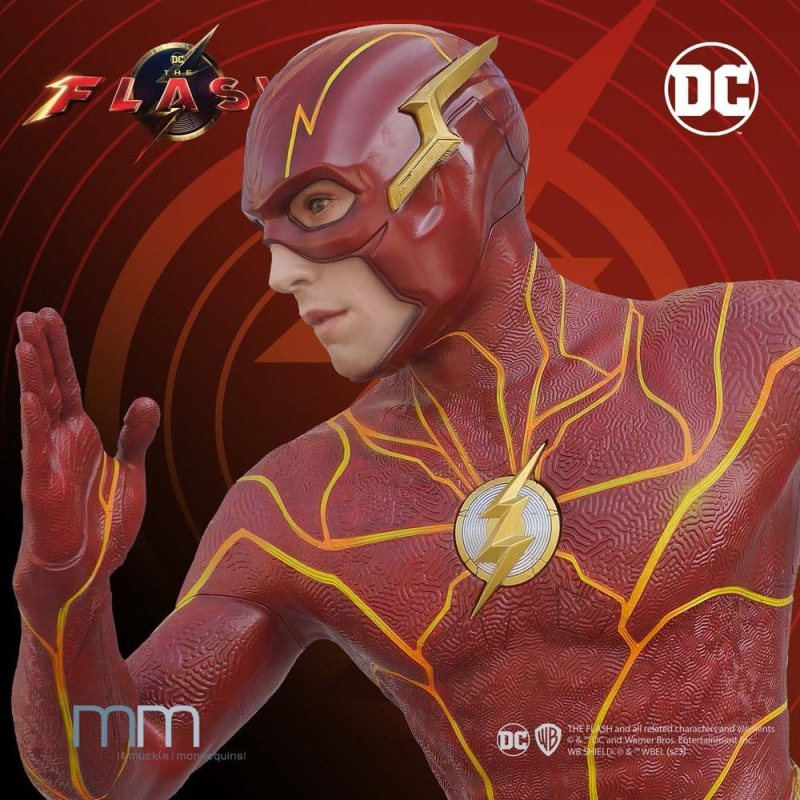 The Flash Life-Size Statue Flash 210 cm 2