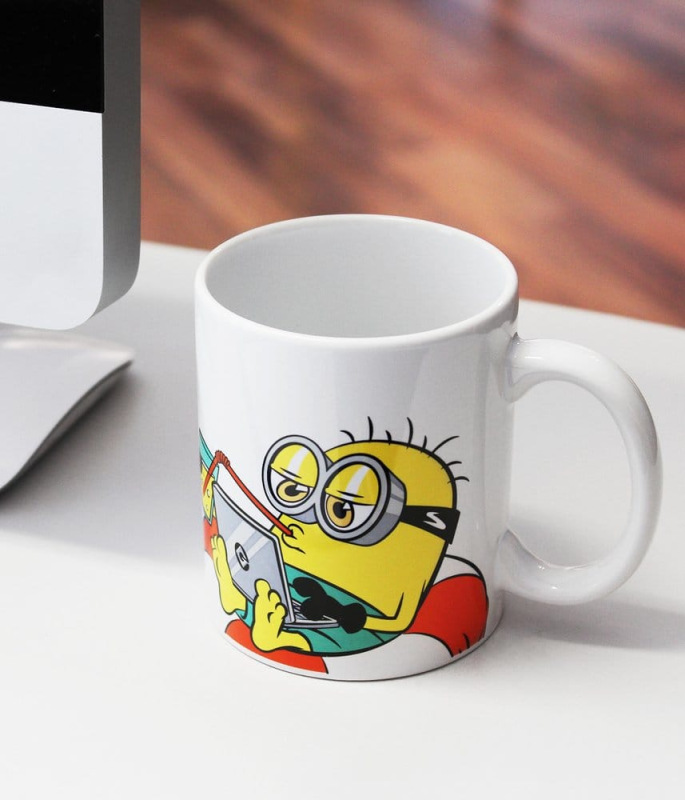 Minions Mug Working 320 ml 3
