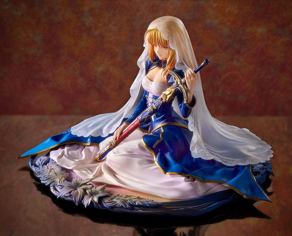 Fate/Grand Order PVC Statue 1/7 Saber Garden of Avalon 14 cm 3
