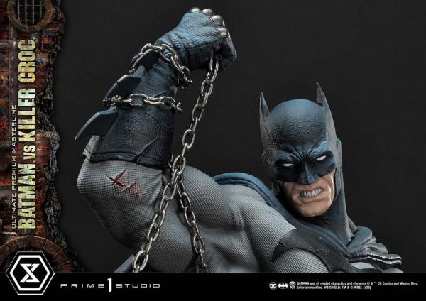 Batman: Batman Versus Killer Croc 71 cm Masterline Series Statue - Prime 1