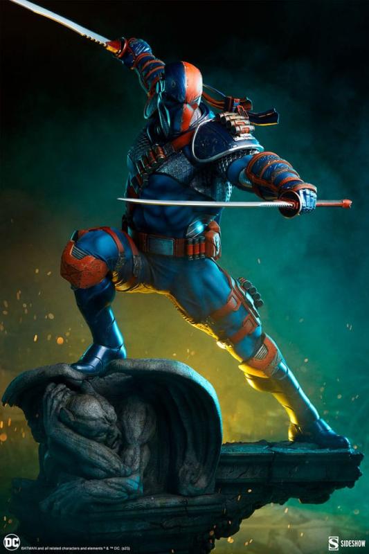 DC Comics: Deathstroke 61 cm Premium Format Statue - Sideshow Collectibles