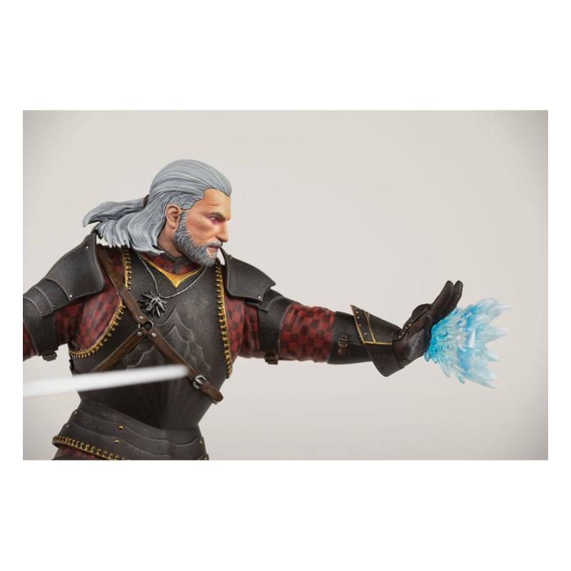 Witcher 3 Wild Hunt PVC Statue Geralt Toussaint Tourney Armor 20 cm