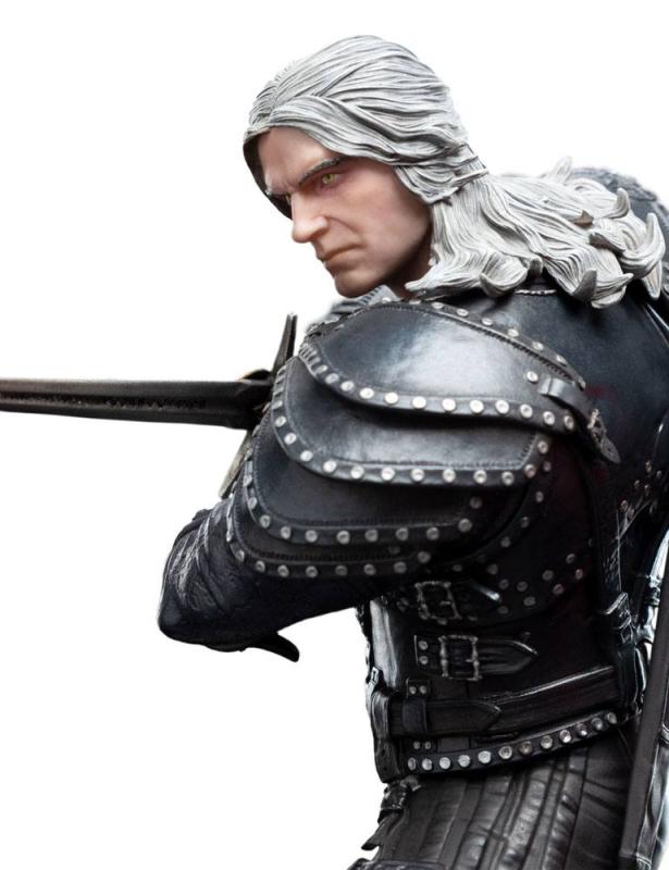 The Witcher Figures of Fandom: Geralt of Rivia 24 cm PVC Statue - Weta Workshop