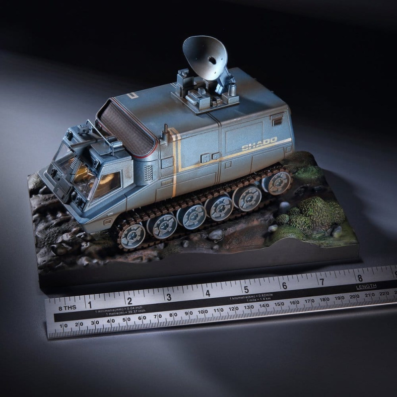 UFO Die-cast Model S.H.A.D.O. Mobile (with Radar) 17 cm 1