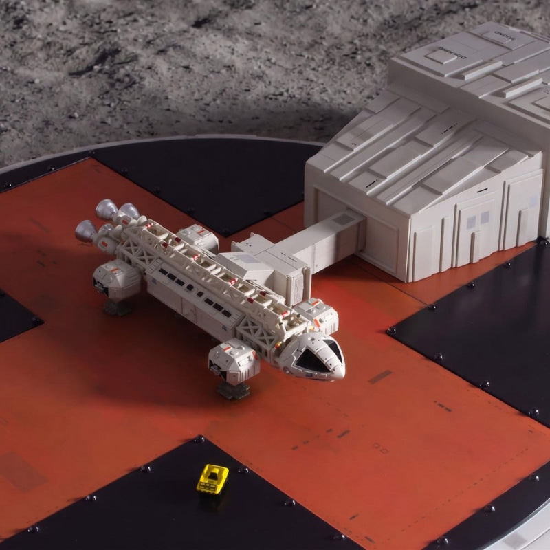 Space 1999 Playset Landing Pad (with Eagle Transporter) 46 cm 7