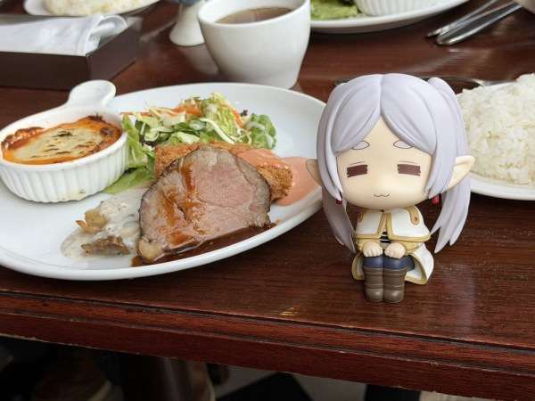 Frieren: Beyond Journey's End Look Up PVC Statue Frieren Droopy Face Ver. 11 cm 8